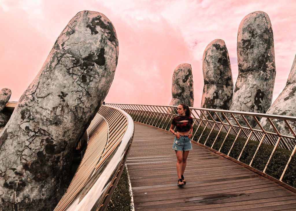 En Da Nang se encuentra el puente más famoso de Instagram.